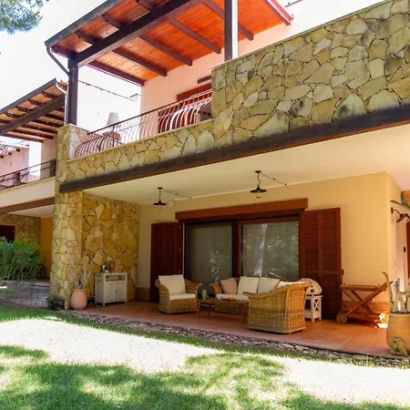 Villa Emerald Greens Golf & Pool Retreat S'archittu Cuglieri