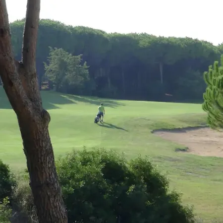 Emerald Greens Golf & Pool Retreat 사르치투 쿠글리에리